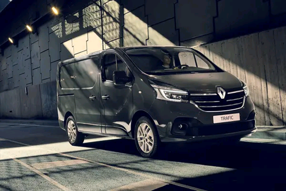 Arachas van insurance Renault Trafic 